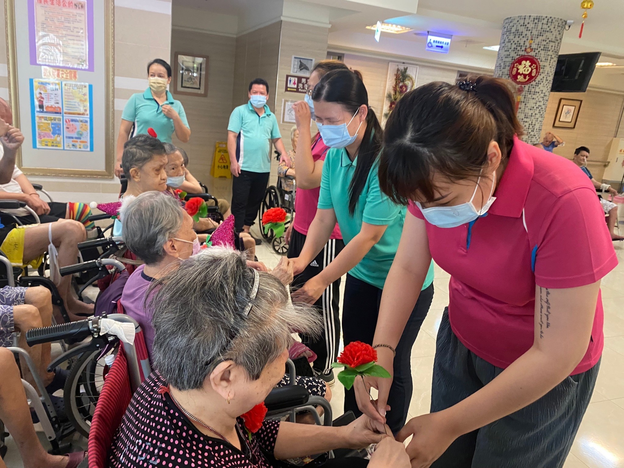 慶祝母親節暨預防呼吸道疾病_新冠XBB疫苗接種宣導