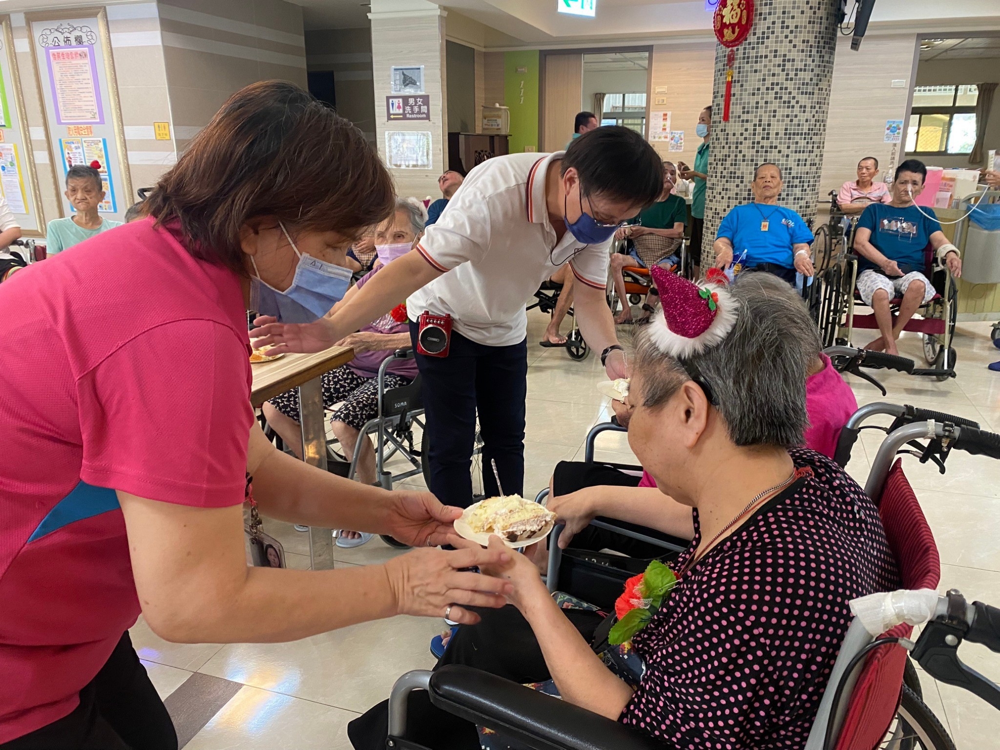 慶祝母親節暨預防呼吸道疾病_新冠XBB疫苗接種宣導