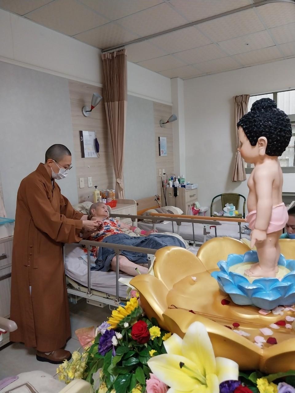 國際佛光會屏四分會-慶祝國定佛雲水浴佛活動