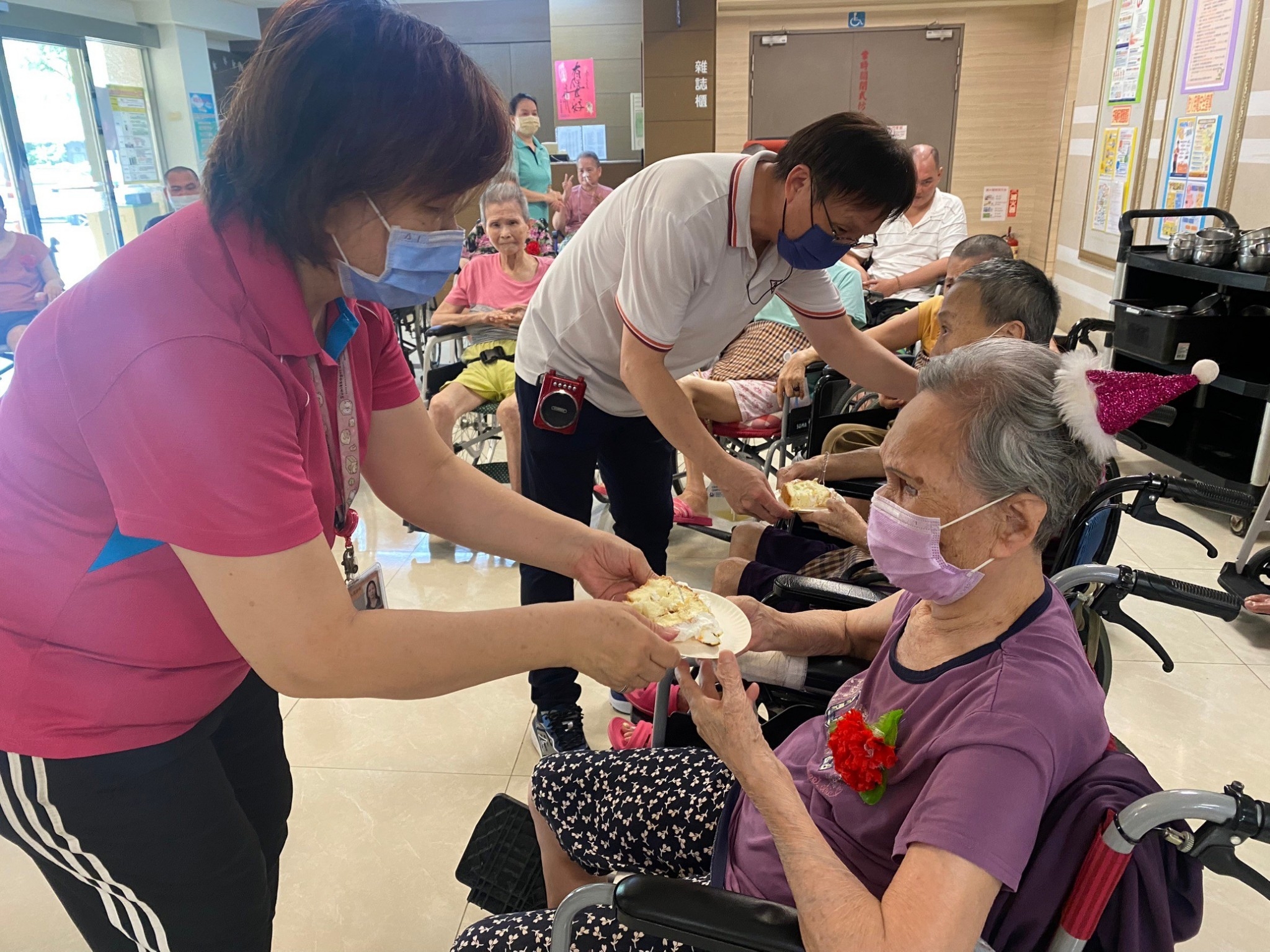 慶祝母親節暨預防呼吸道疾病_新冠XBB疫苗接種宣導