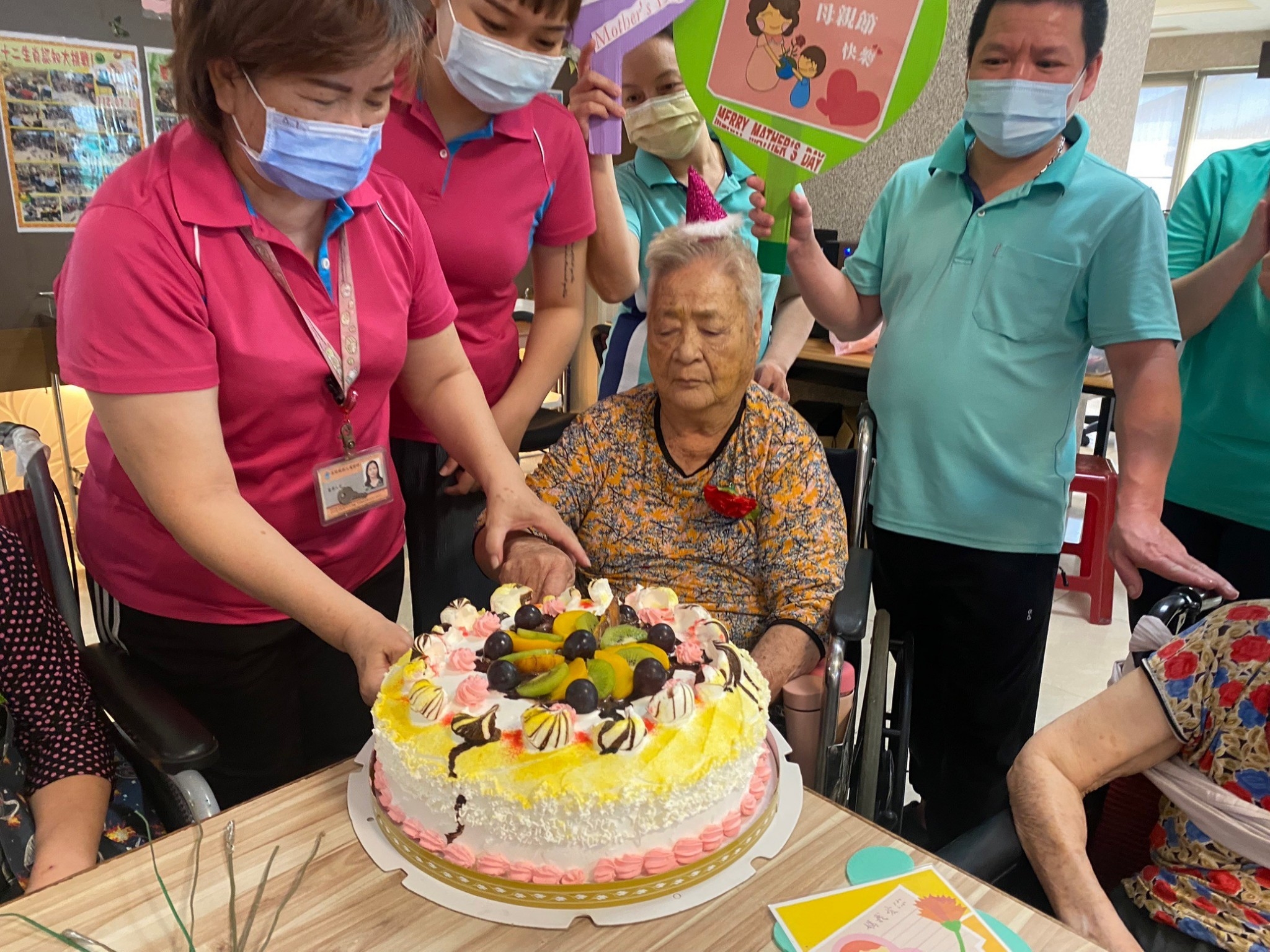 慶祝母親節暨預防呼吸道疾病_新冠XBB疫苗接種宣導