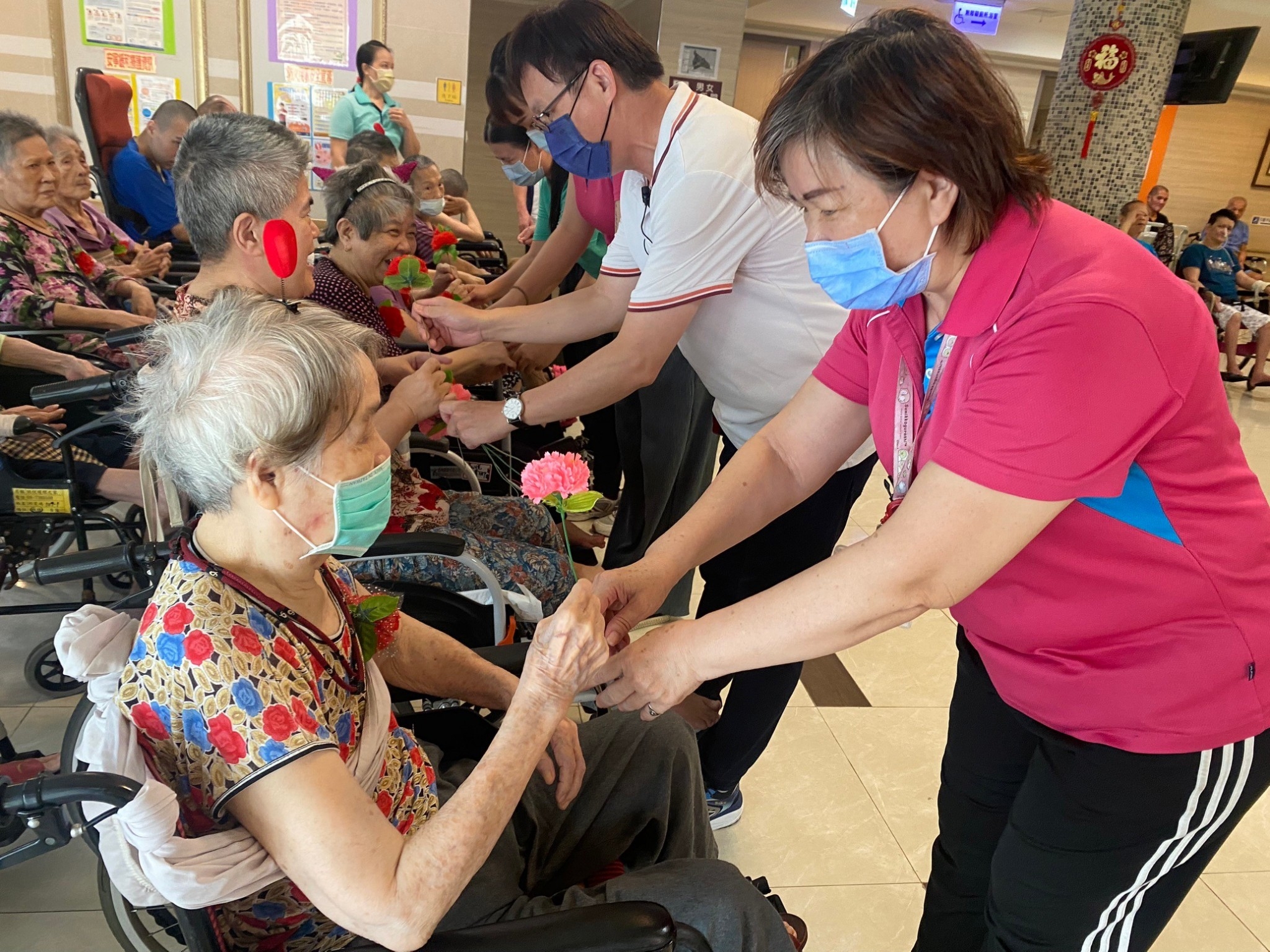 慶祝母親節暨預防呼吸道疾病_新冠XBB疫苗接種宣導