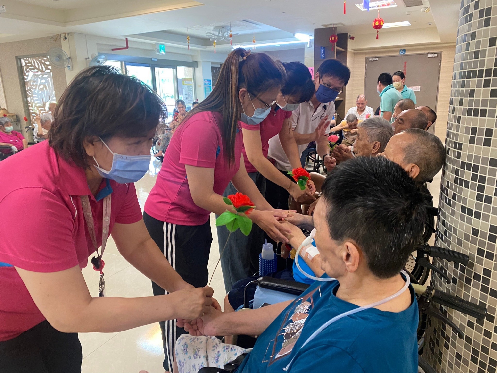 慶祝母親節暨預防呼吸道疾病_新冠XBB疫苗接種宣導