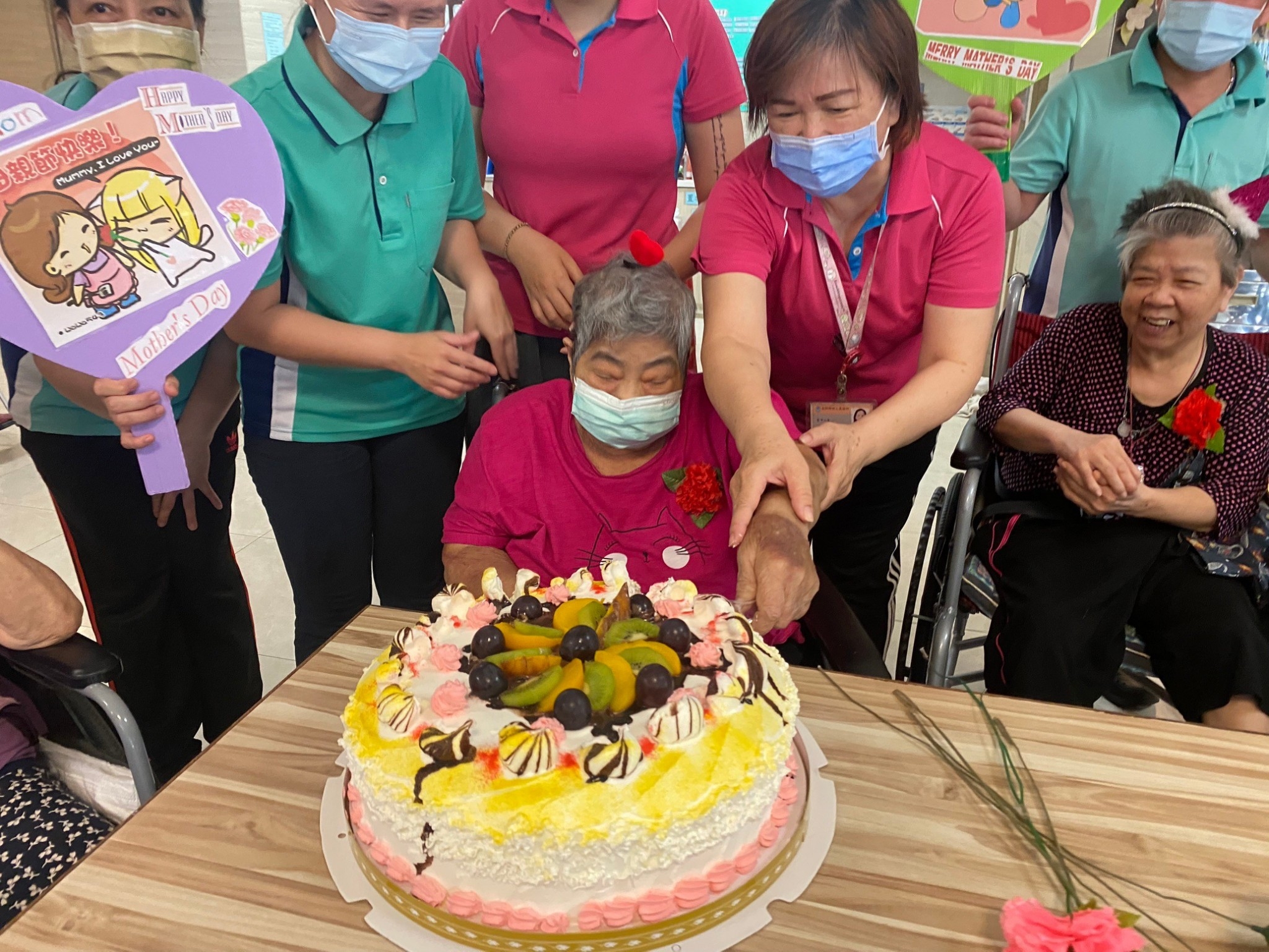 慶祝母親節暨預防呼吸道疾病_新冠XBB疫苗接種宣導