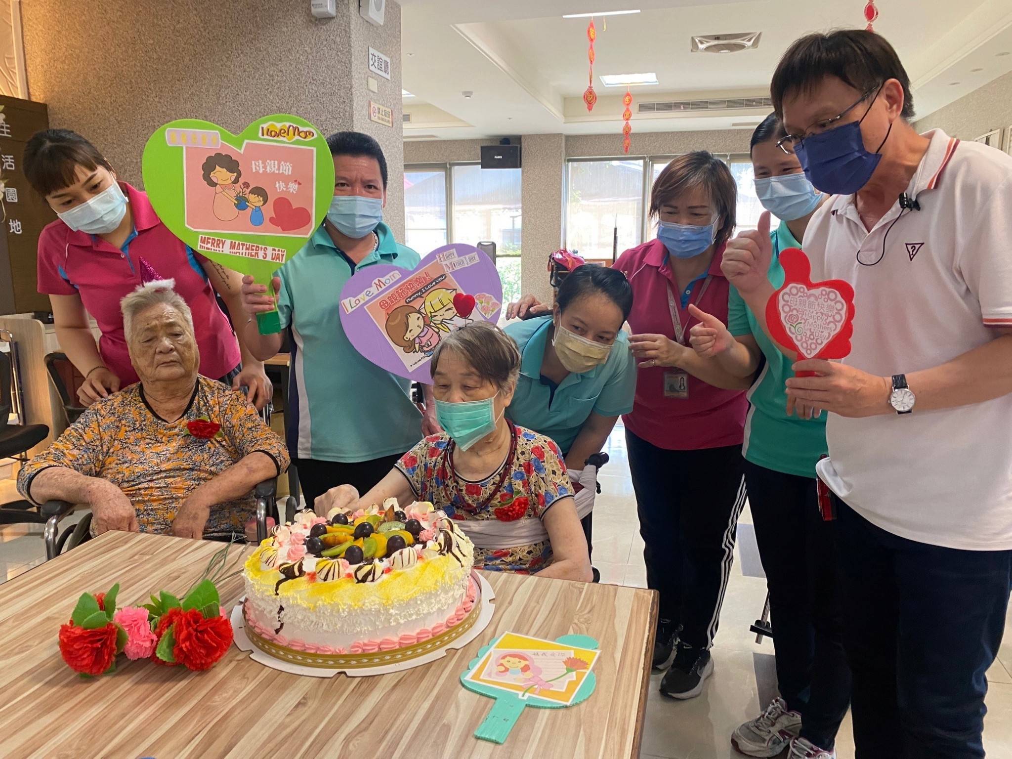 慶祝母親節暨預防呼吸道疾病_新冠XBB疫苗接種宣導