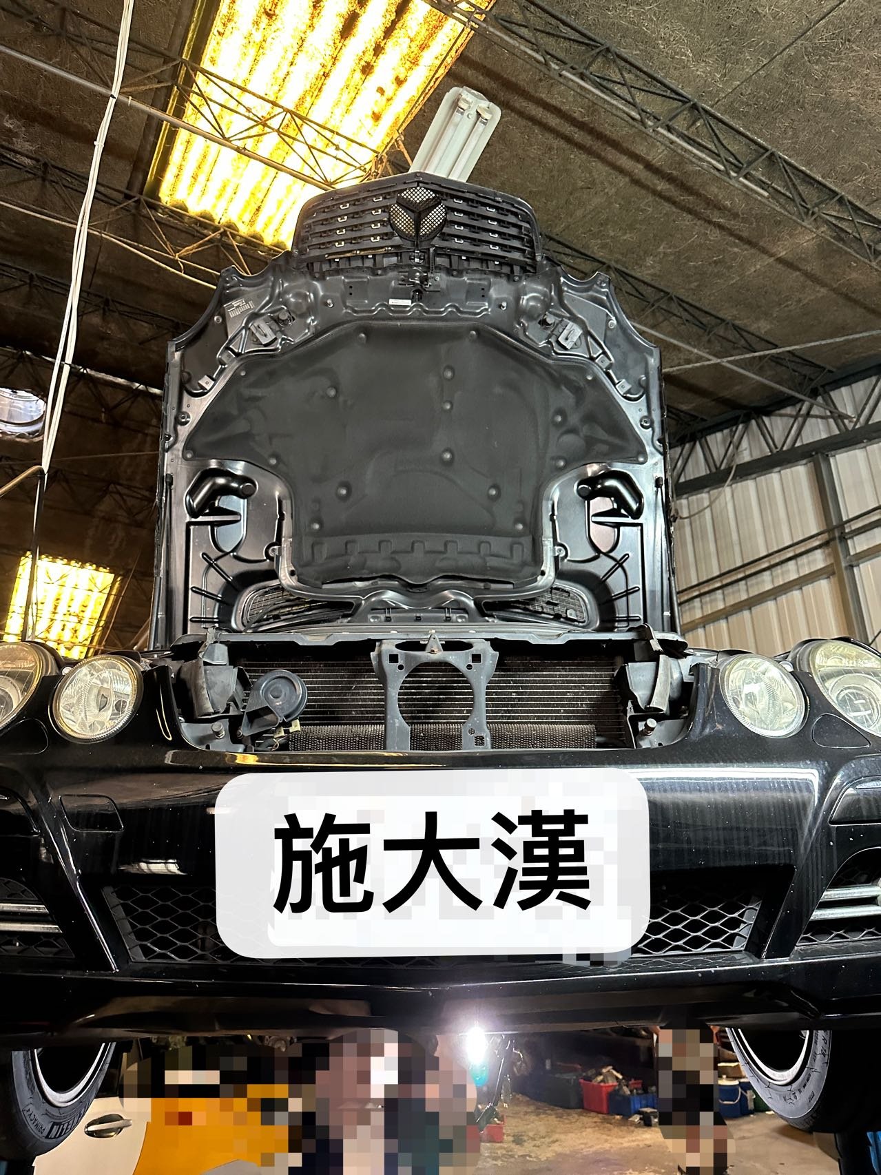 賓士BENZ