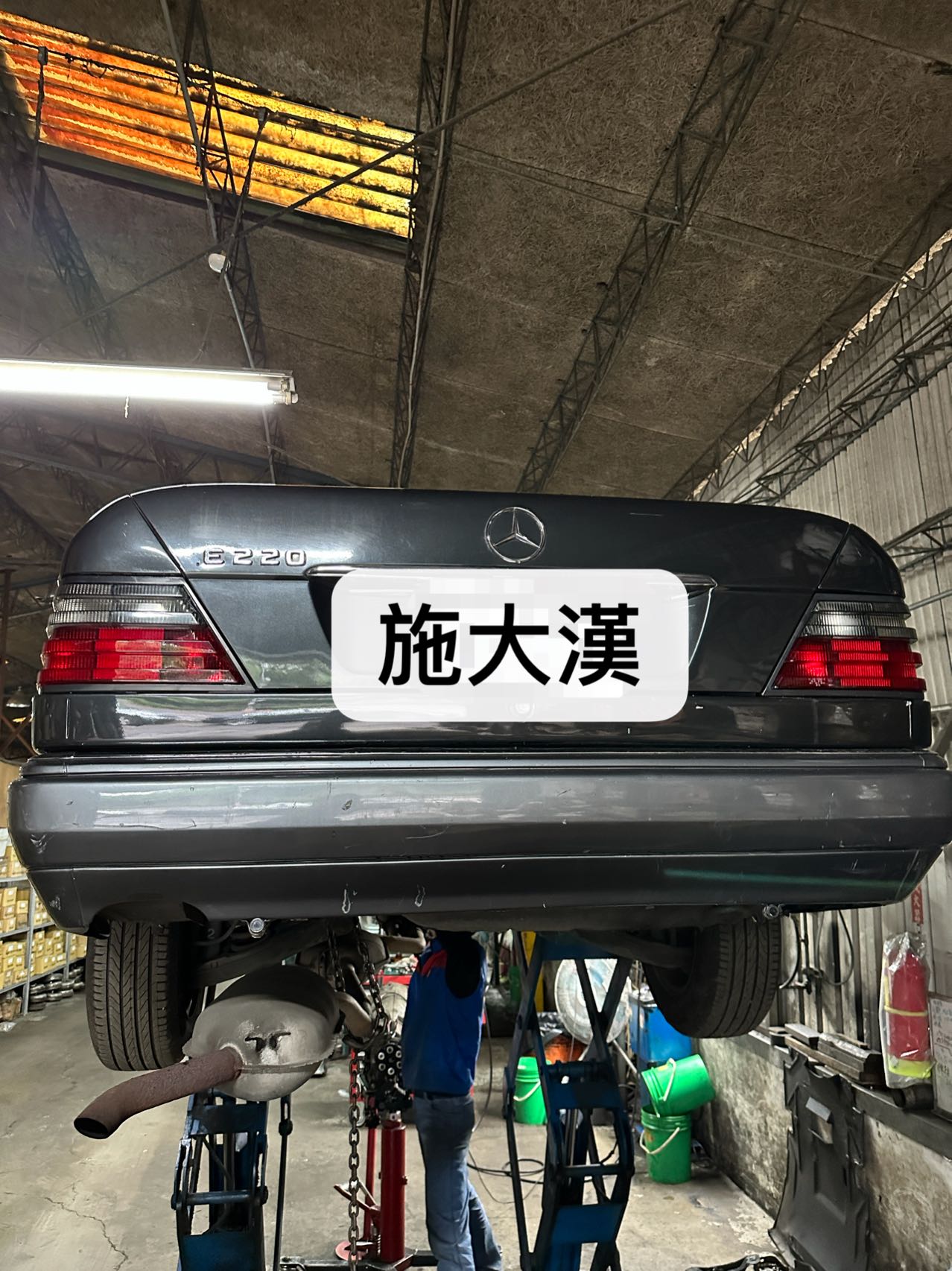 賓士BENZ