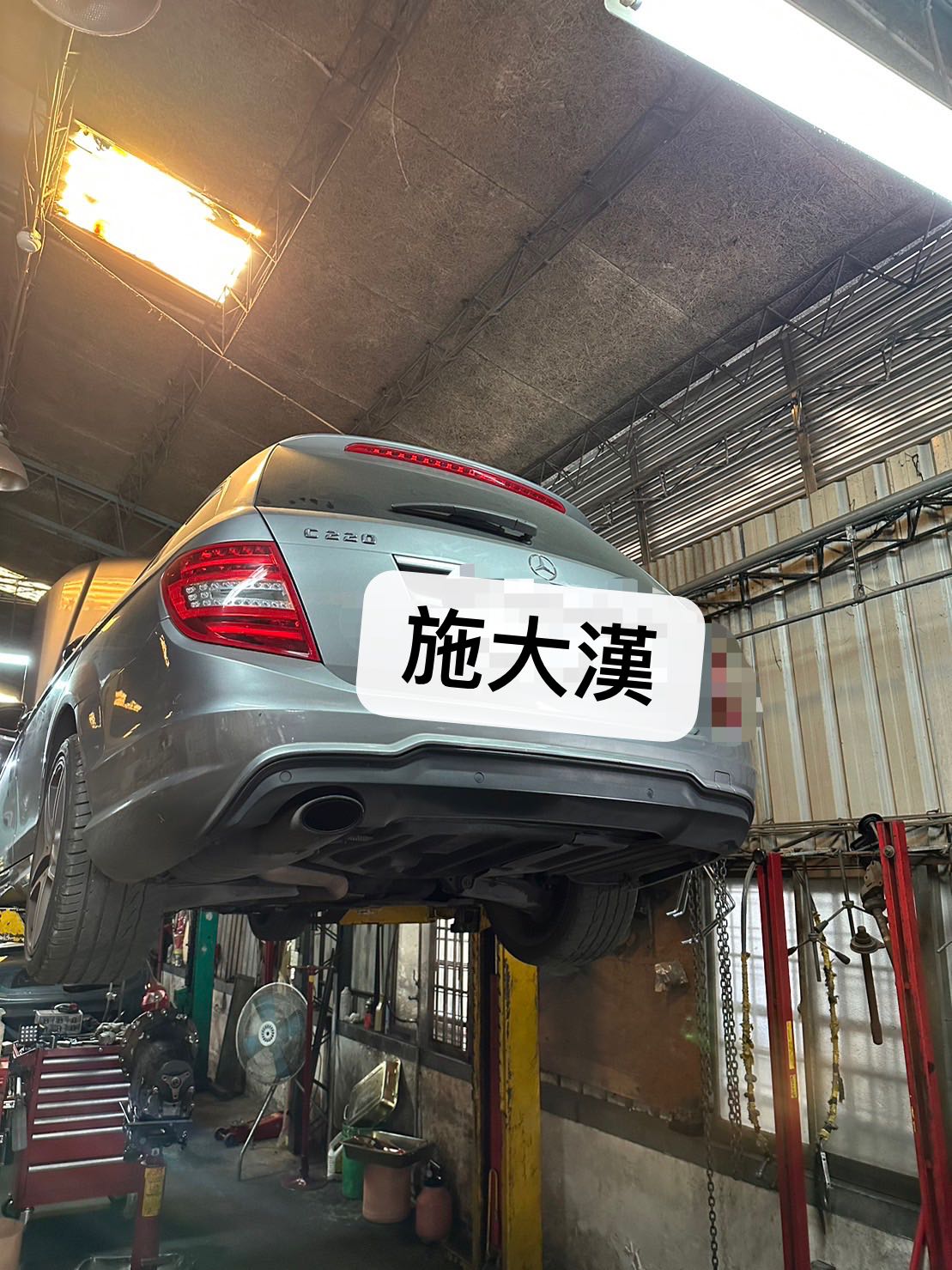 賓士BENZ