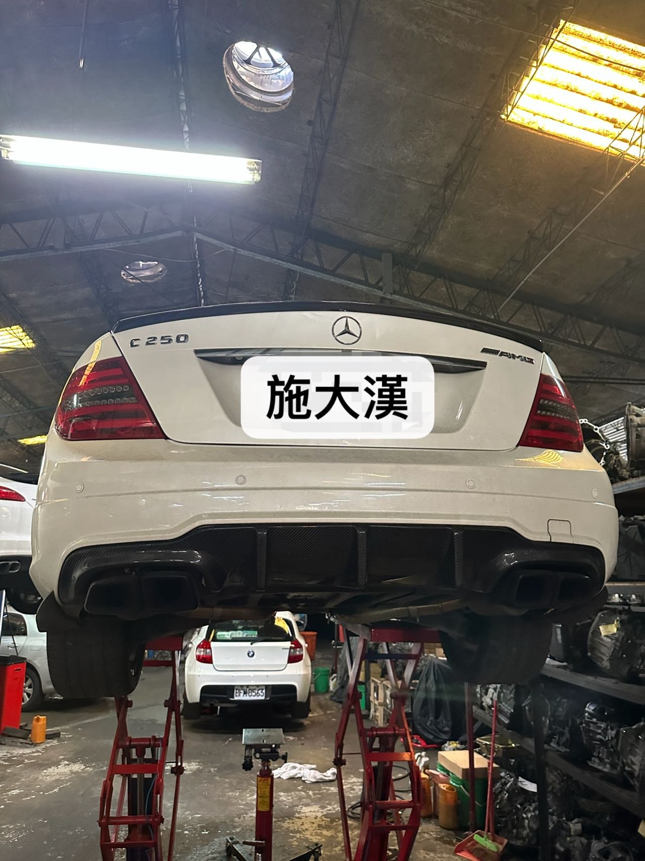 賓士BENZ
