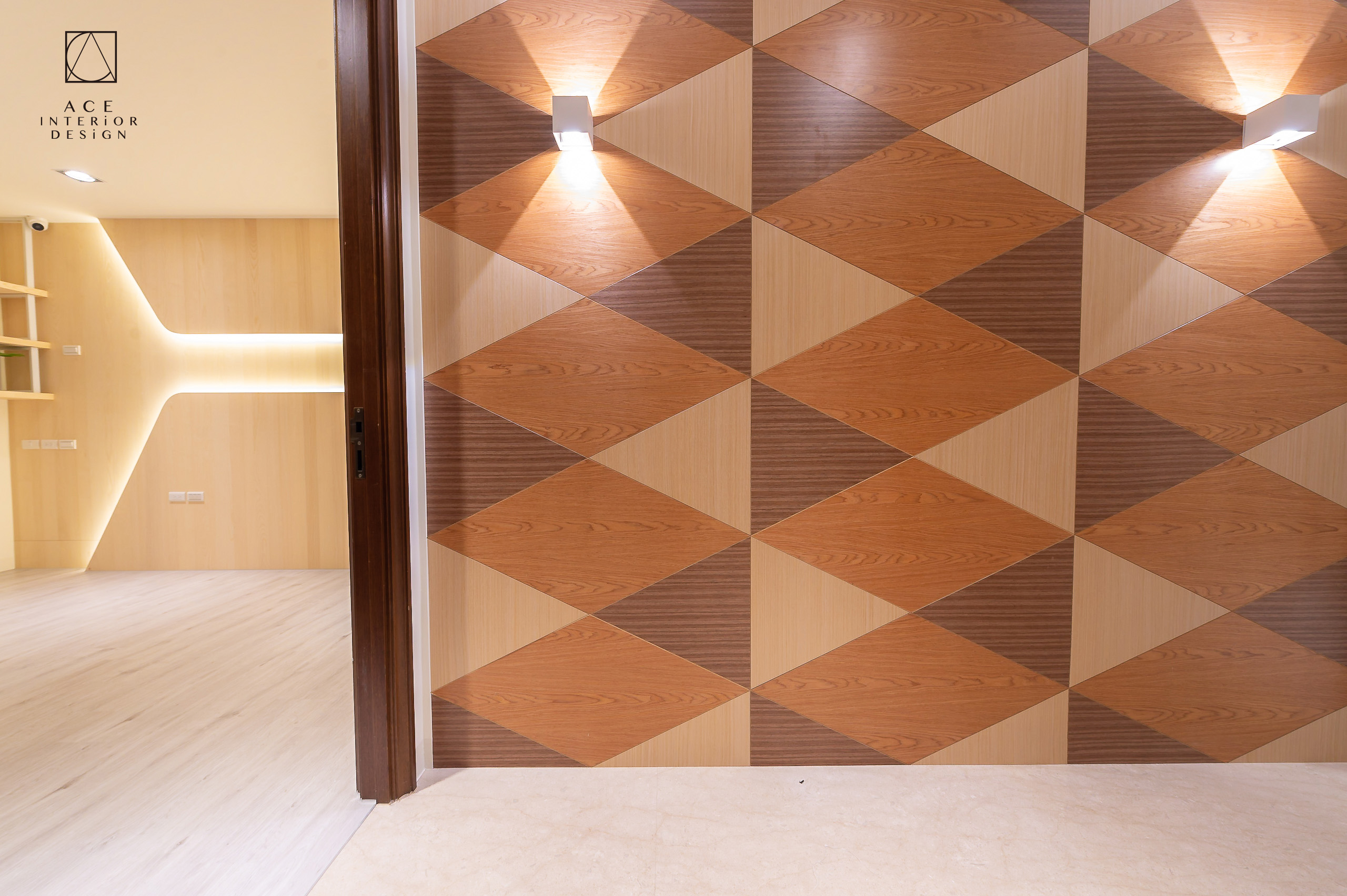 高雄大昌路文豪二樓玄關及小孩房