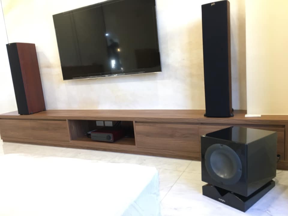 卡拉OK歡唱室+客廳2.1聲道