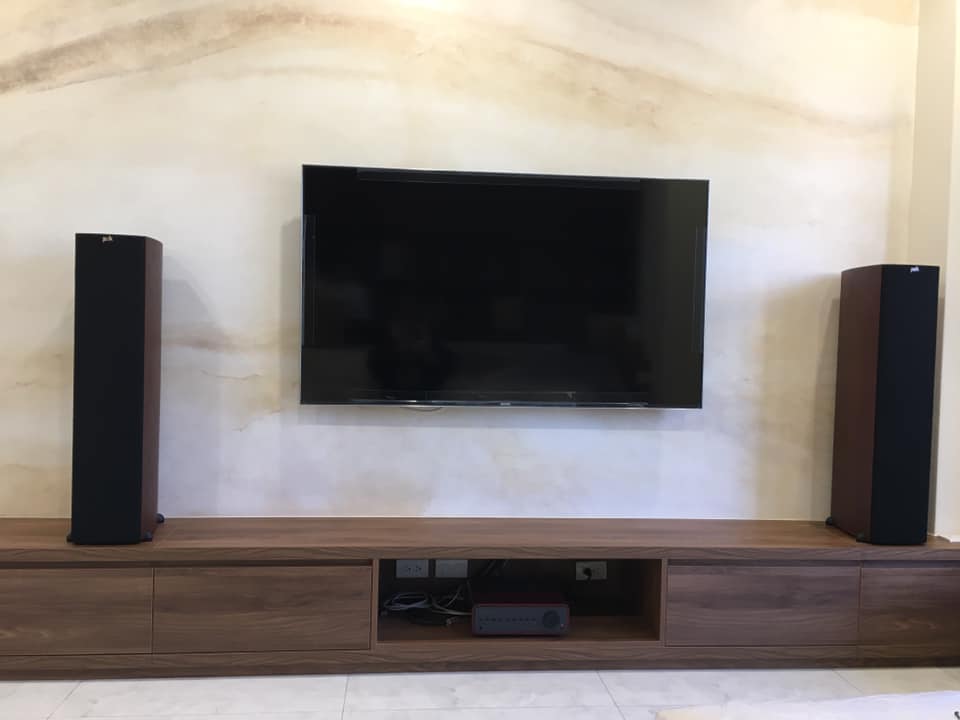 卡拉OK歡唱室+客廳2.1聲道