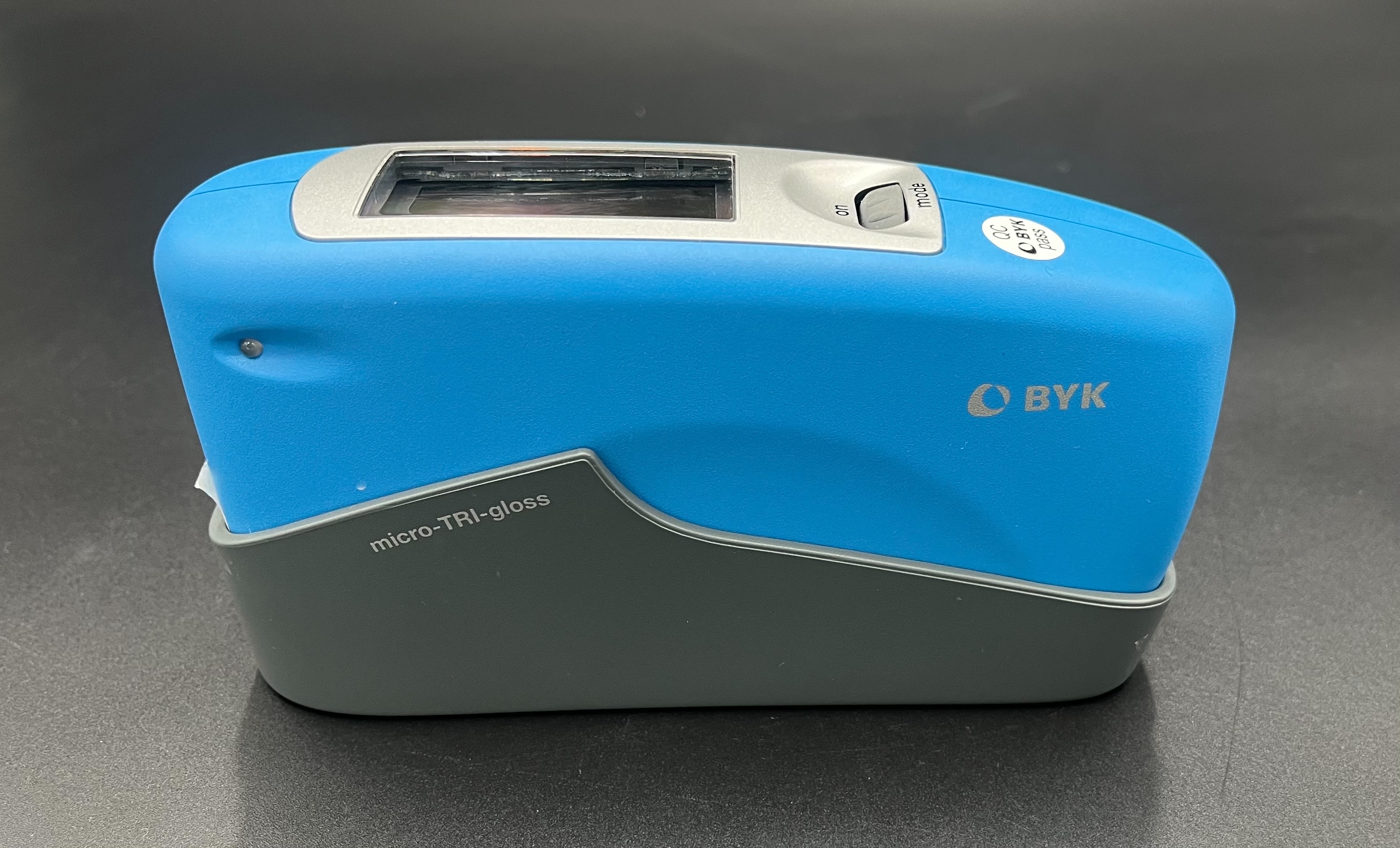 三角度光澤度計