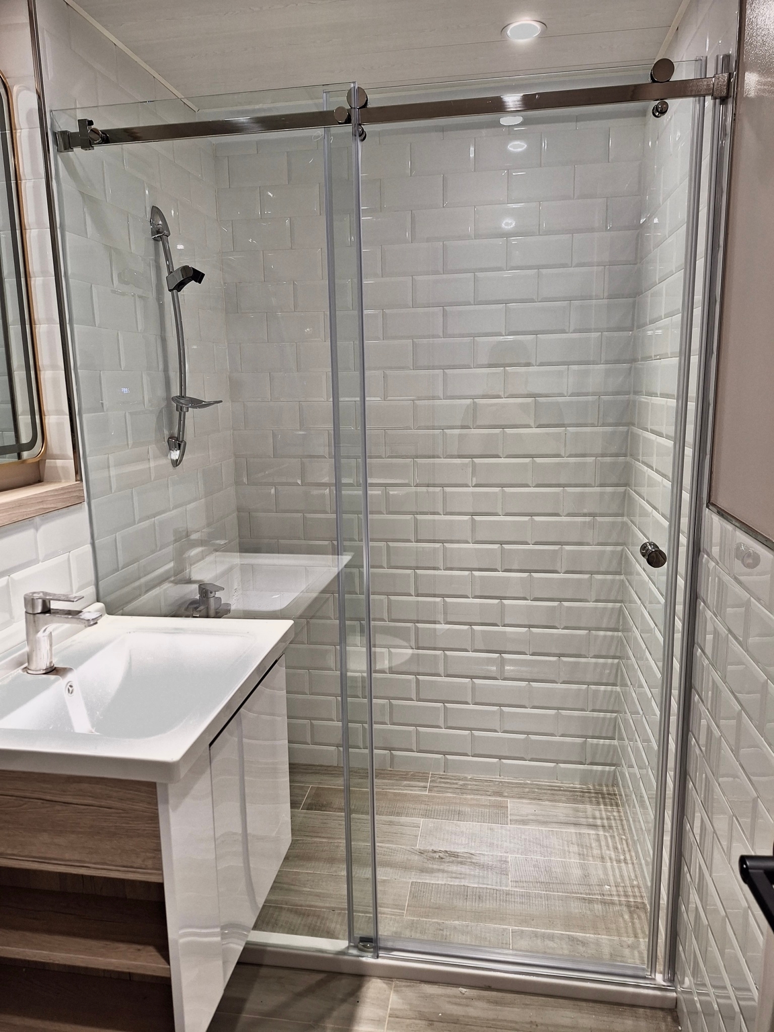 尊爵無框橫移系列5