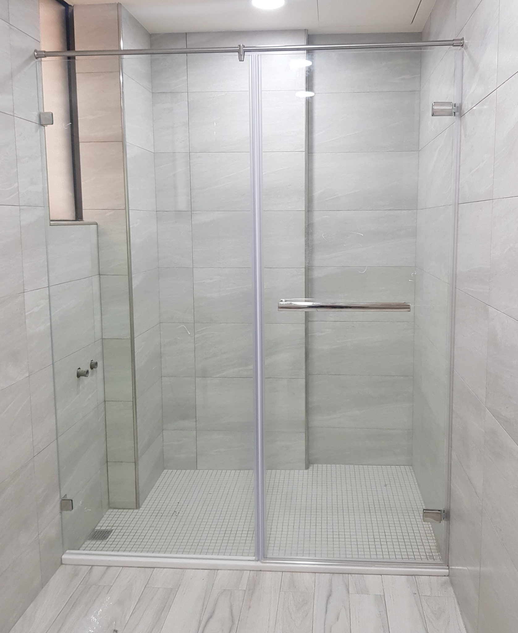 時尚無框推開門系列7