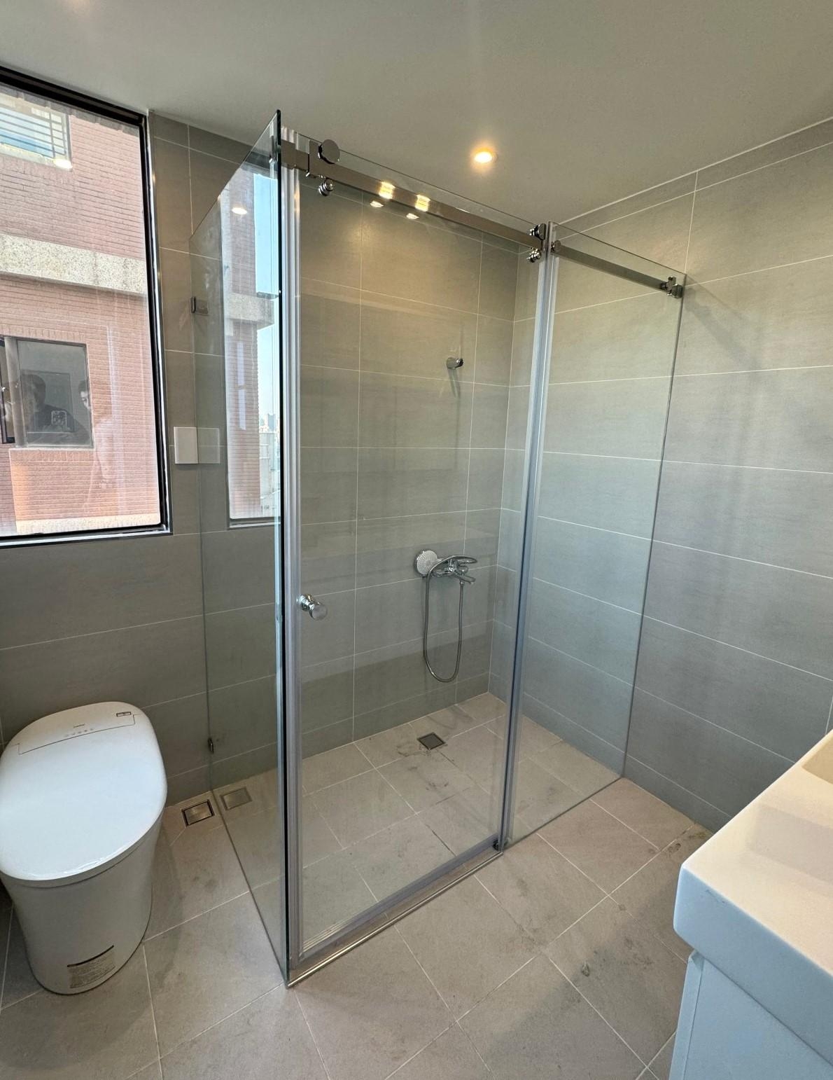 尊爵無框橫移系列7