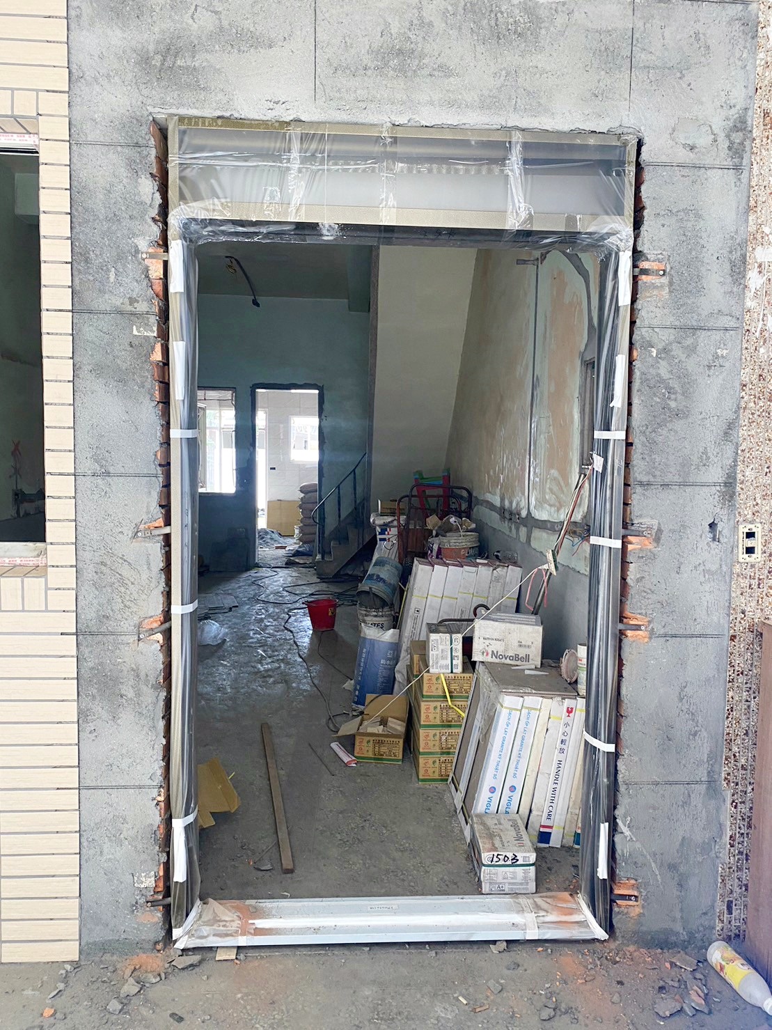 泥作及大門安裝