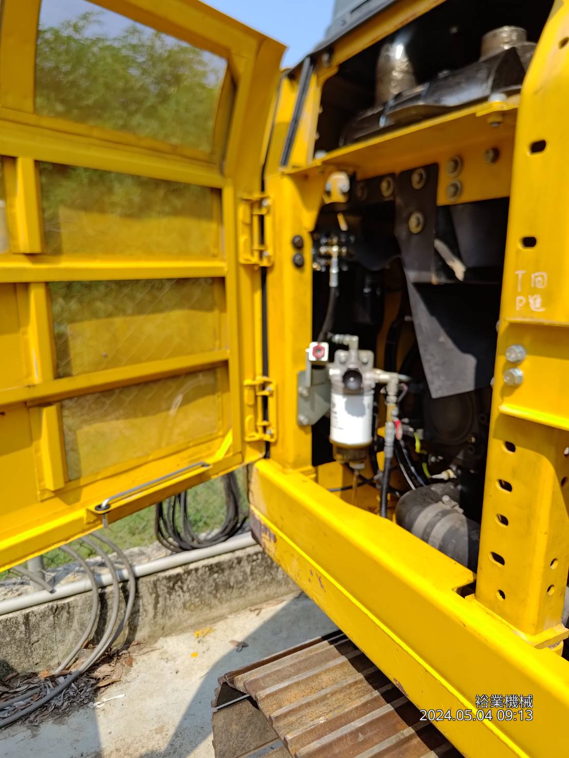 小松挖土機PC120-11