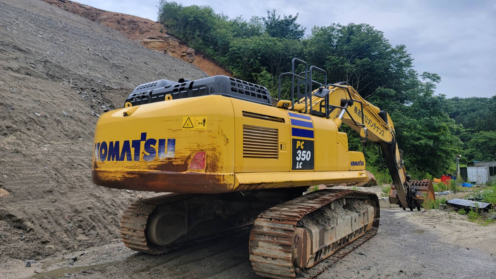 小松挖土機PC350LC-11