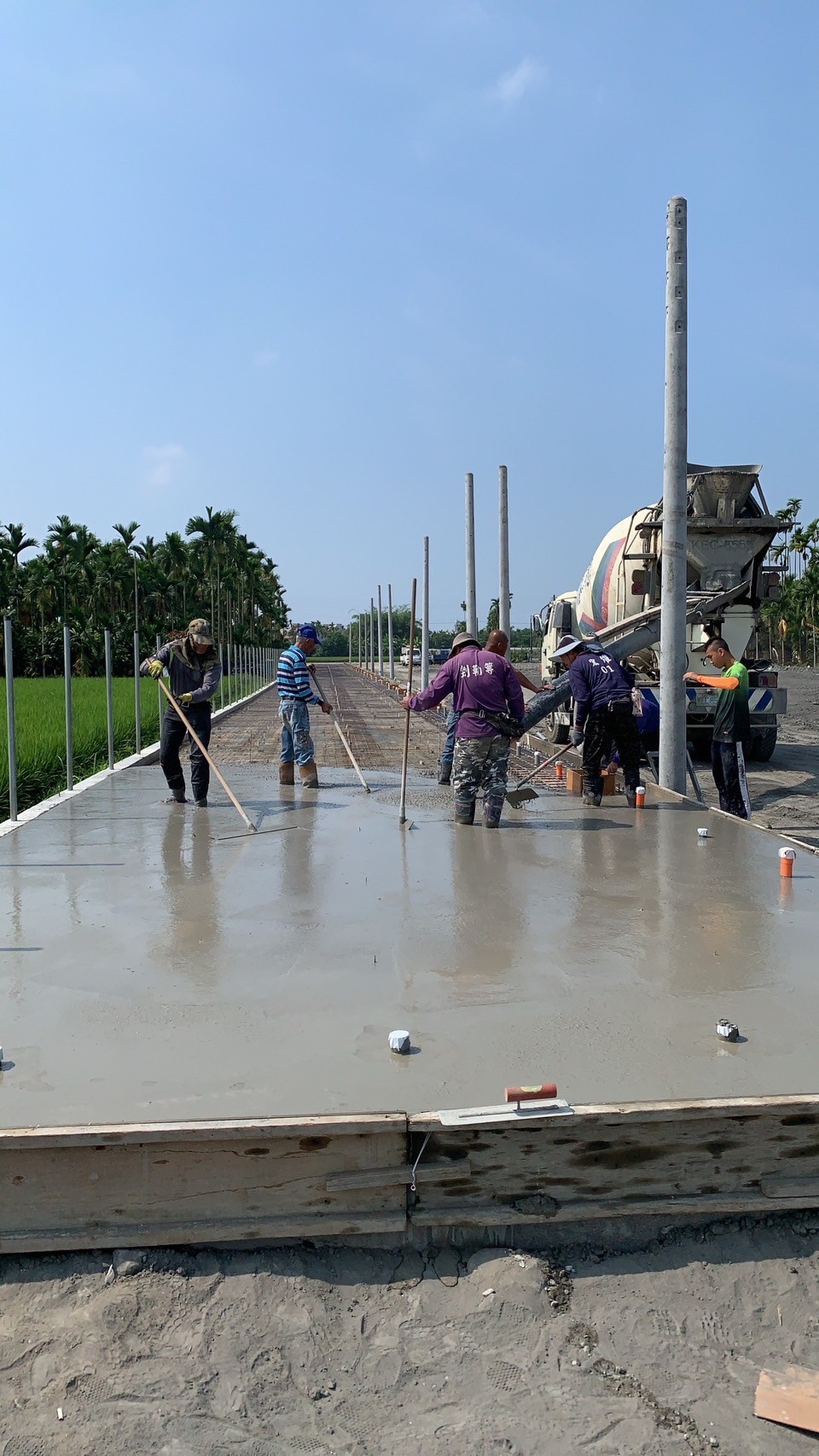 都計農地土木工程灌漿中