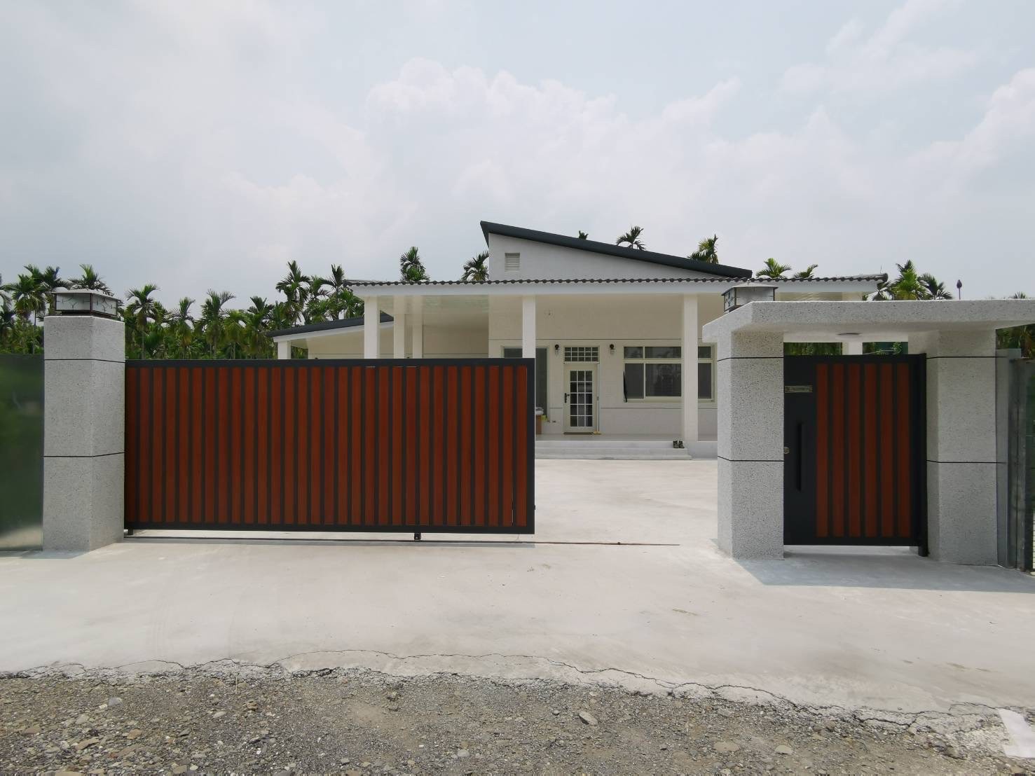 電動大門外觀完工實照