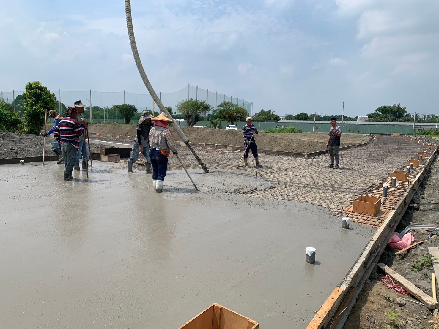 都計農地土木工程灌漿中