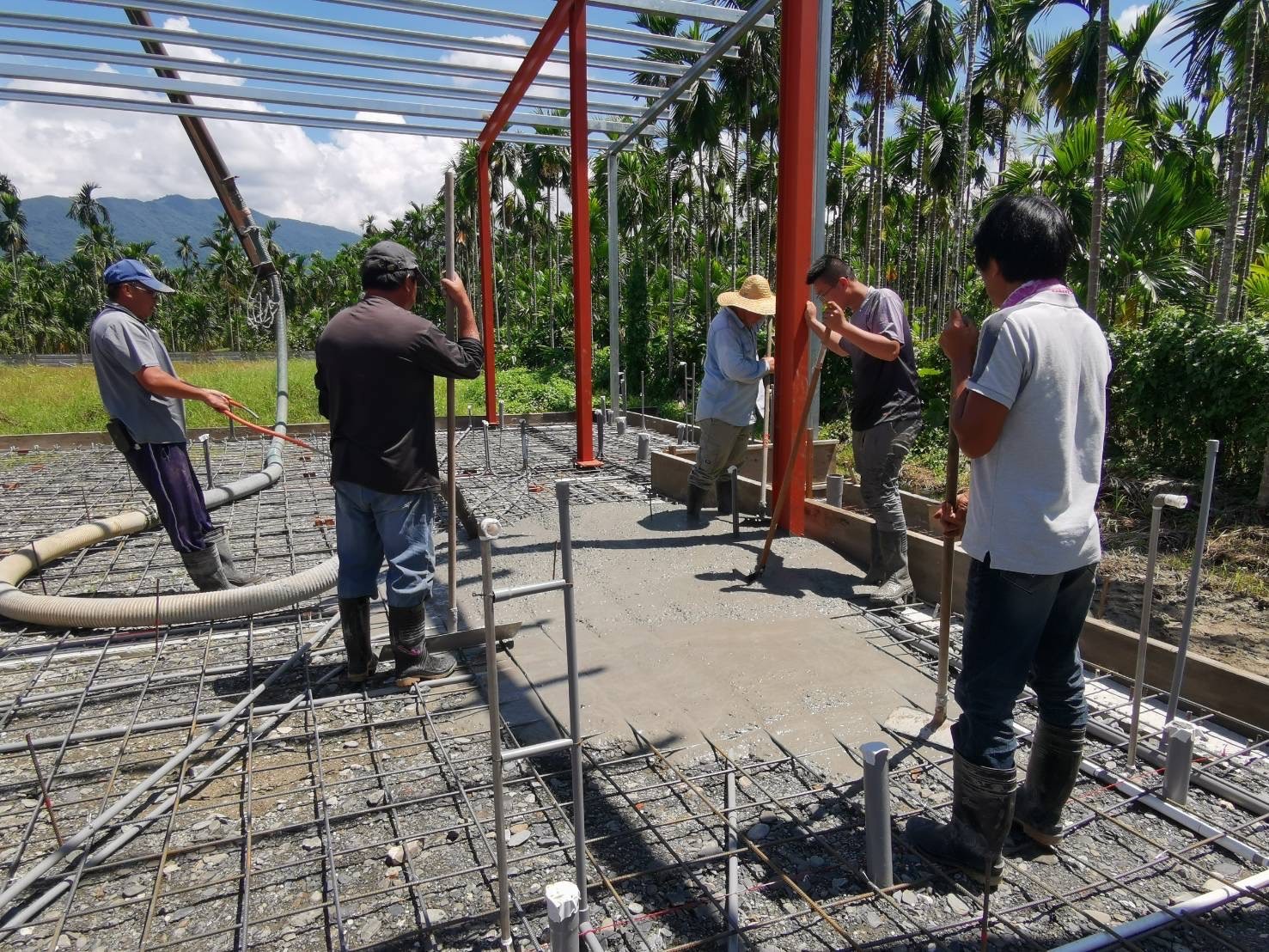 現場灌漿施工實照