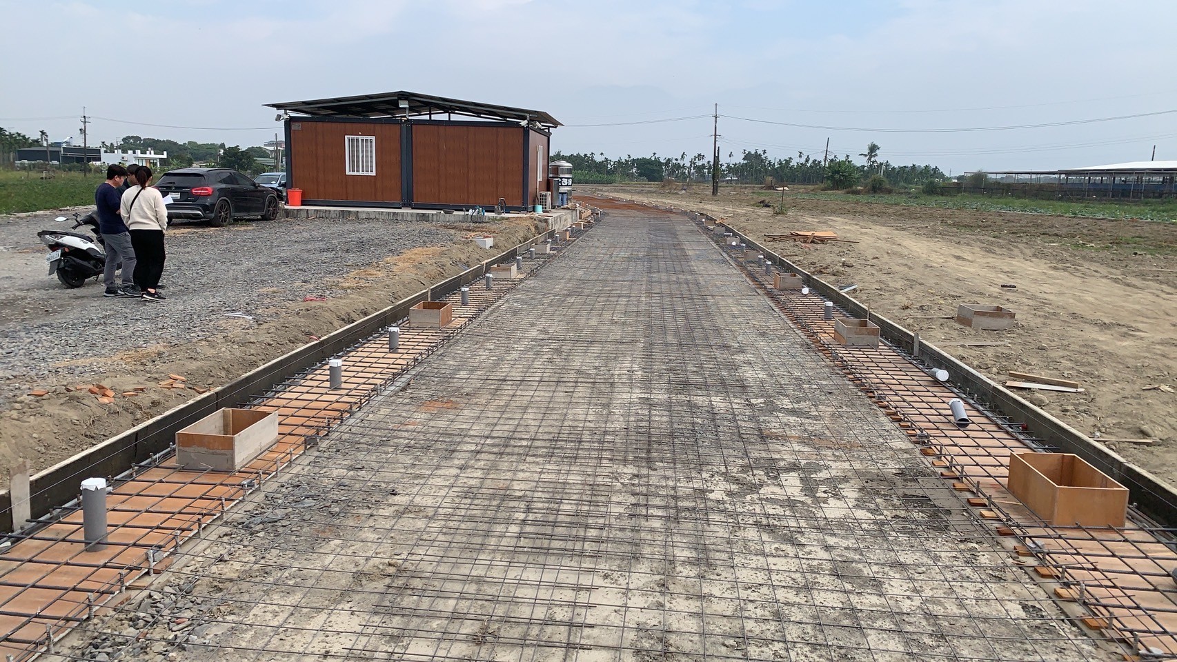 都計農地土木工程鐵網鋪設完成