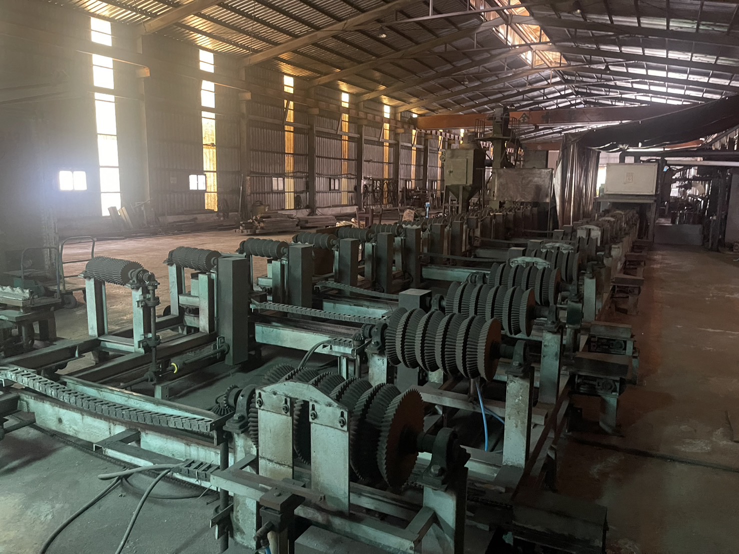 鋼構鋸台設備拆除,回收購