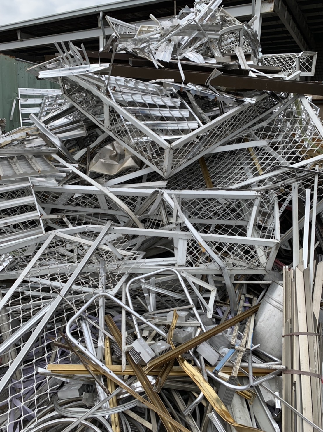 廢鐵,不鏽鋼回收購