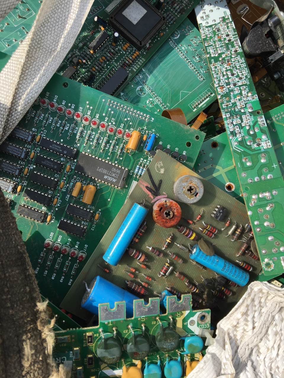 老舊ic零組件回收購