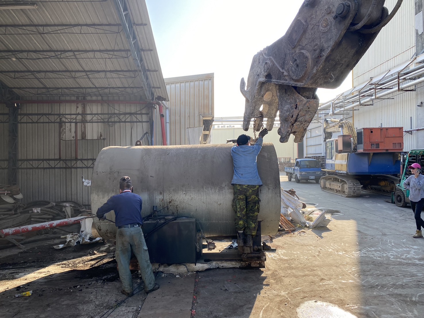 高雄廠房設備拆除