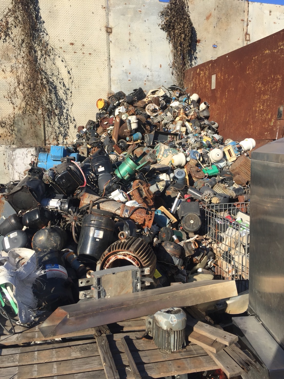 廢鐵罐,油罐,壓縮機回收購