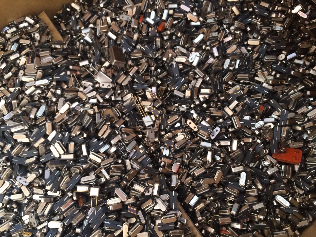 電子零組件回收購