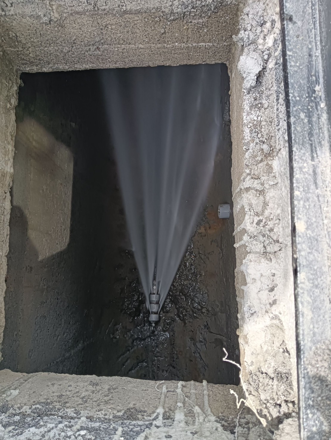 高雄高壓水刀水溝清洗及疏通