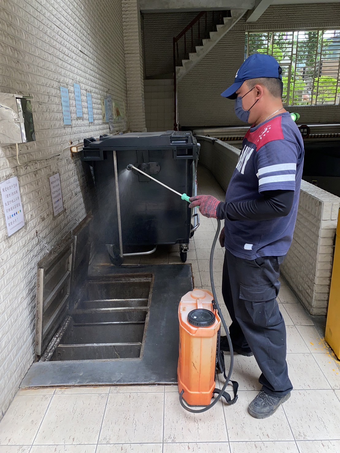 高雄截油槽清理