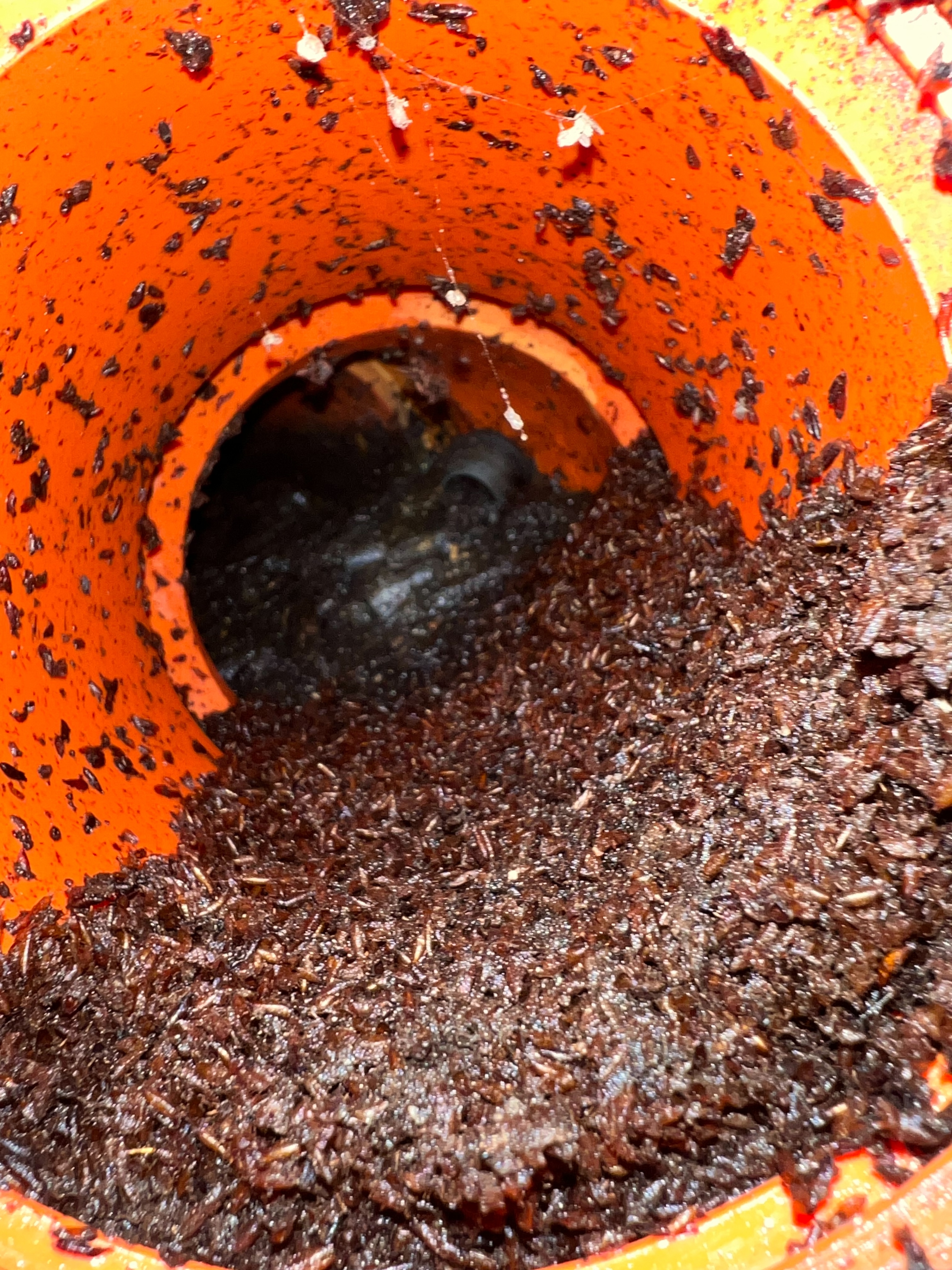 高雄地下室污水管水刀疏通