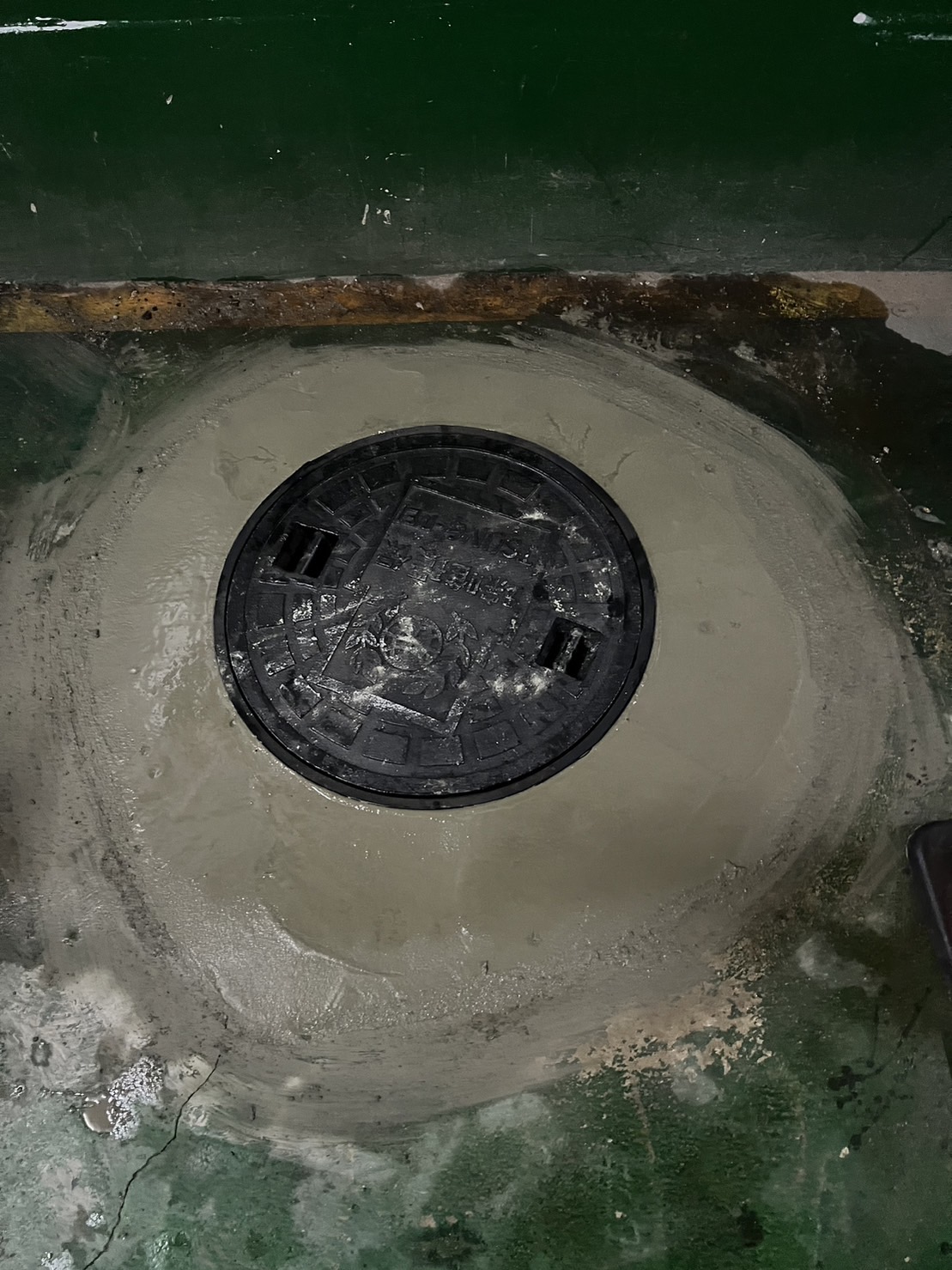 高雄污水人孔蓋更換