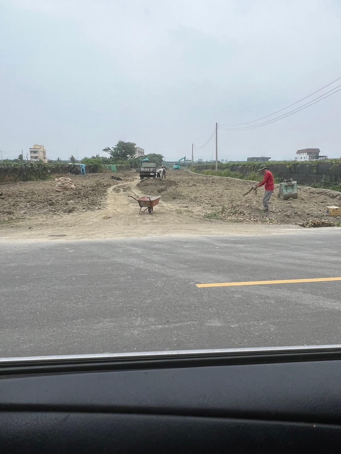 怪手整地-挖土機整地工程