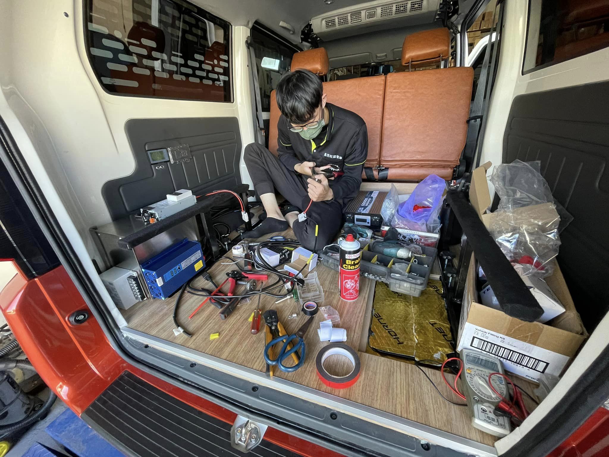 露營車冷氣安裝