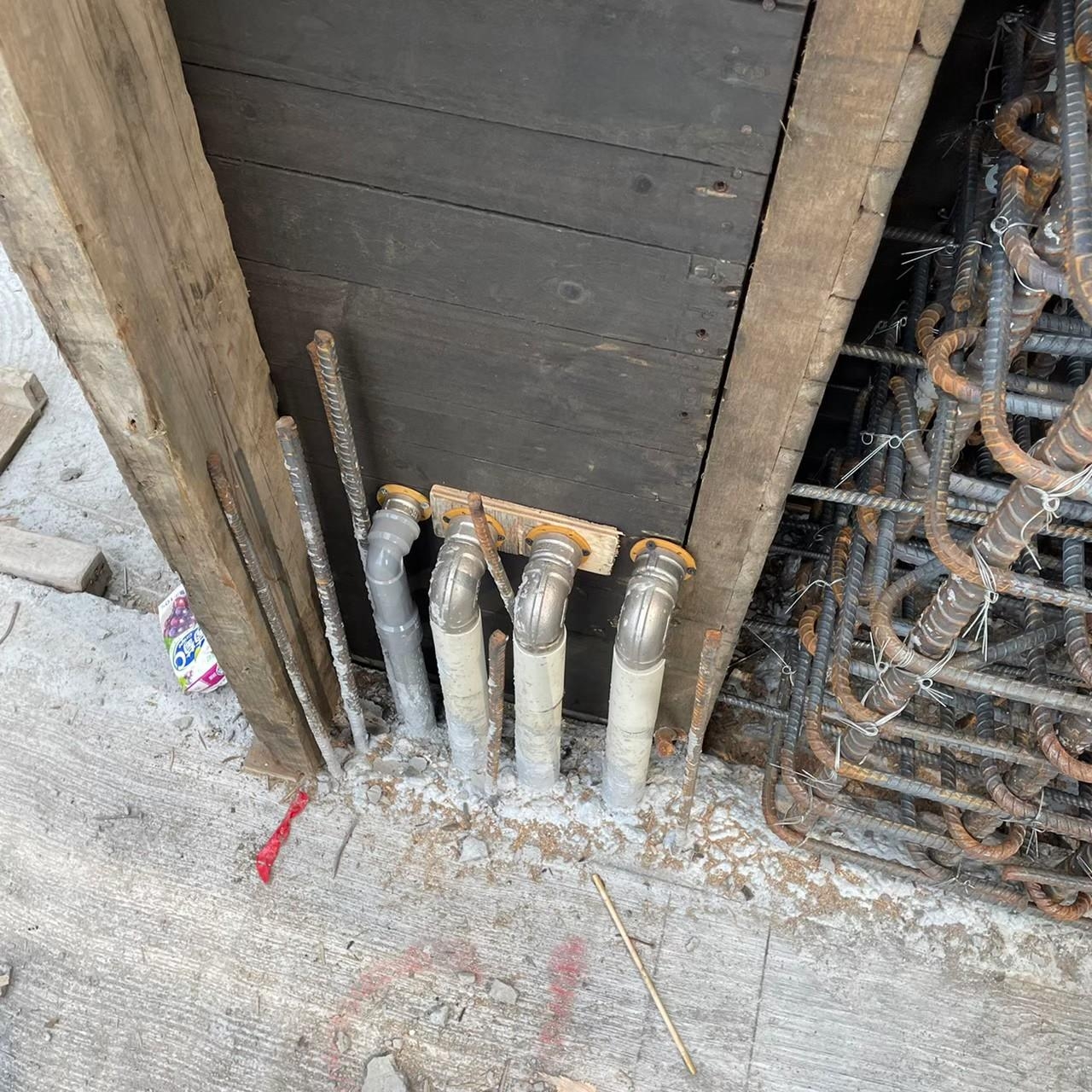 結構場-柱牆配置