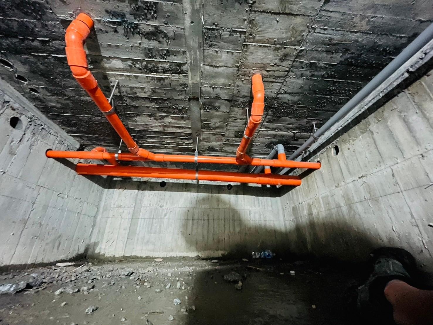 結構場-中空筏基