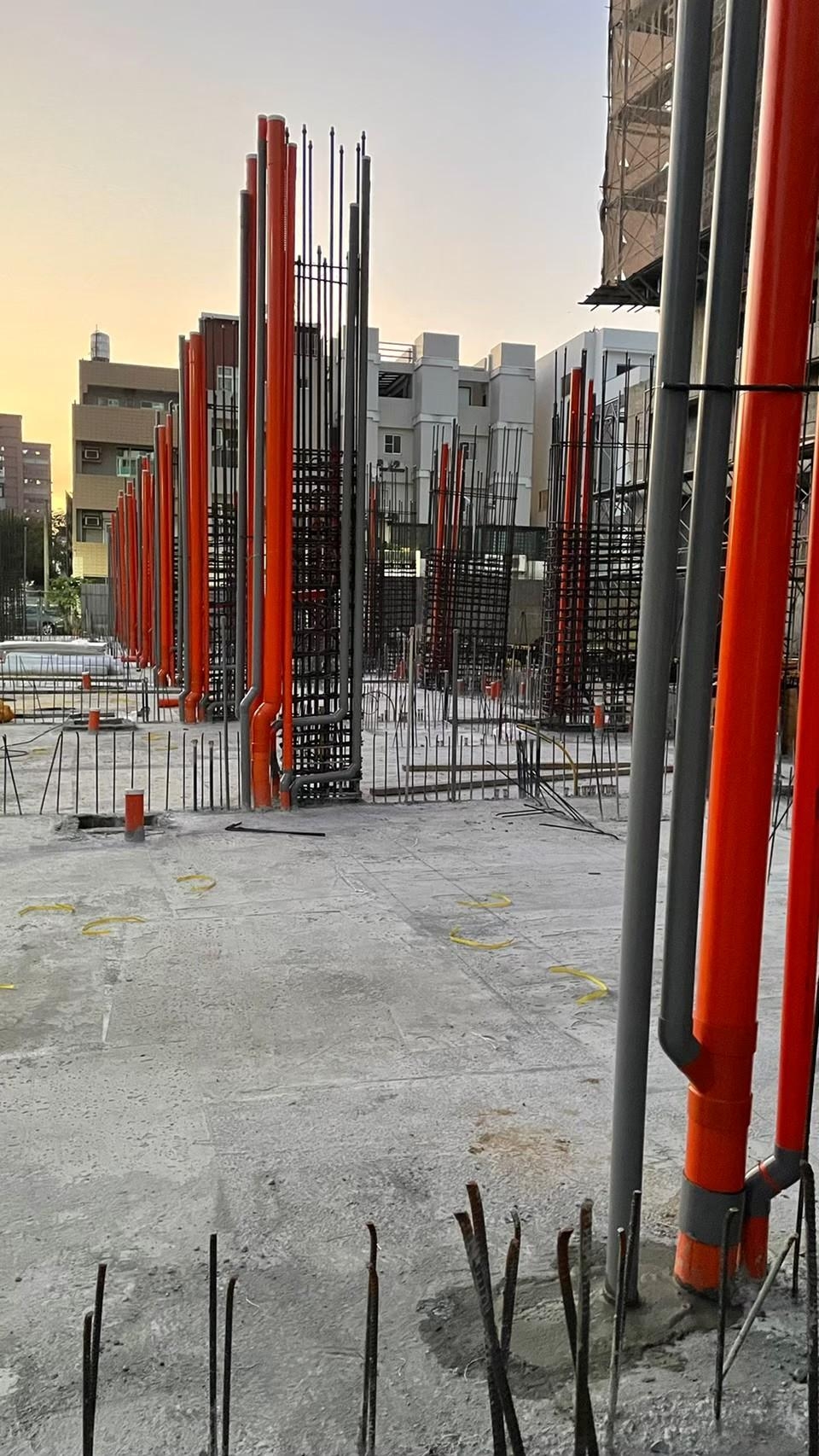 結構場-柱牆配置