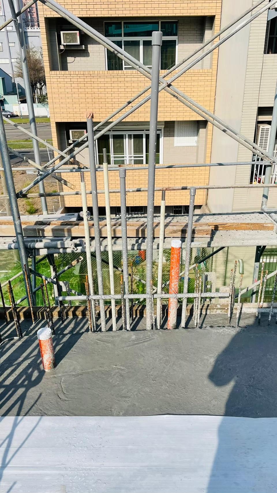 結構場-柱牆配置