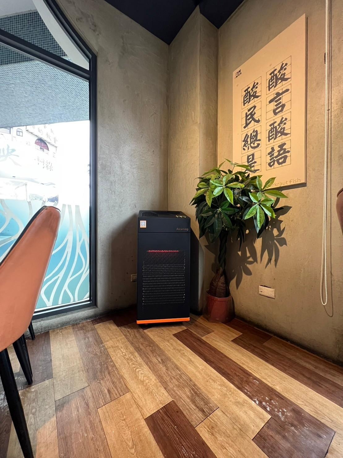 叼民酸菜鍋租賃空氣清淨機