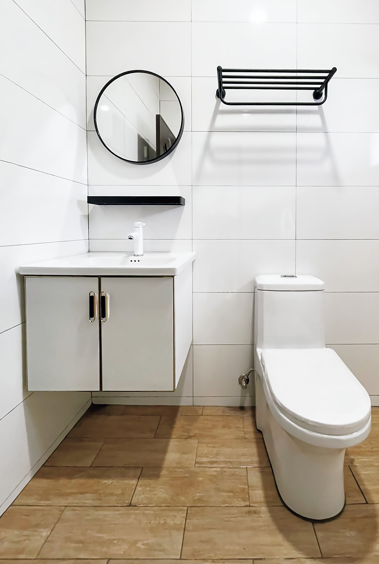 東京衛浴-洗手檯浴鏡組