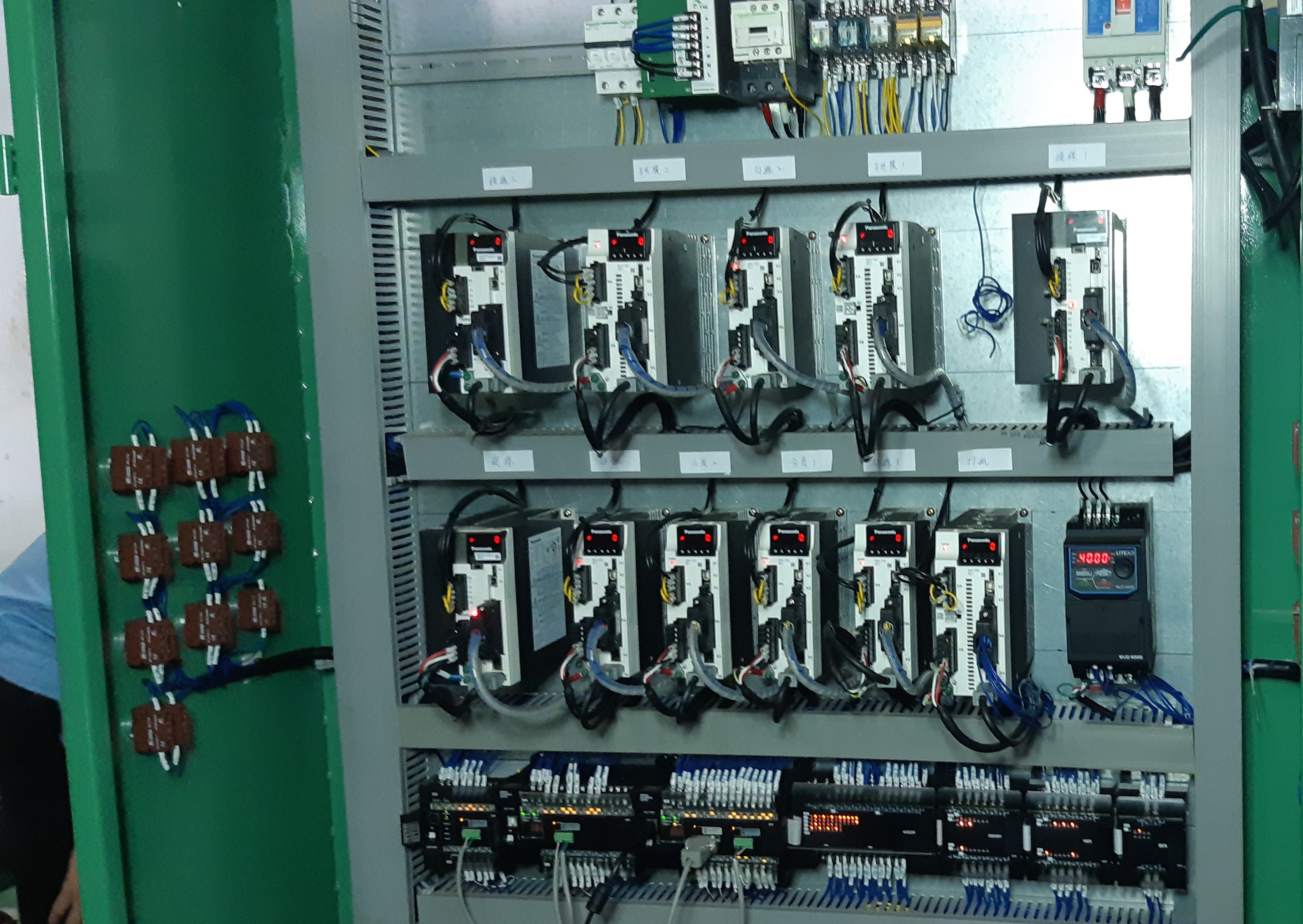 馬達繞線入線一體機控制器