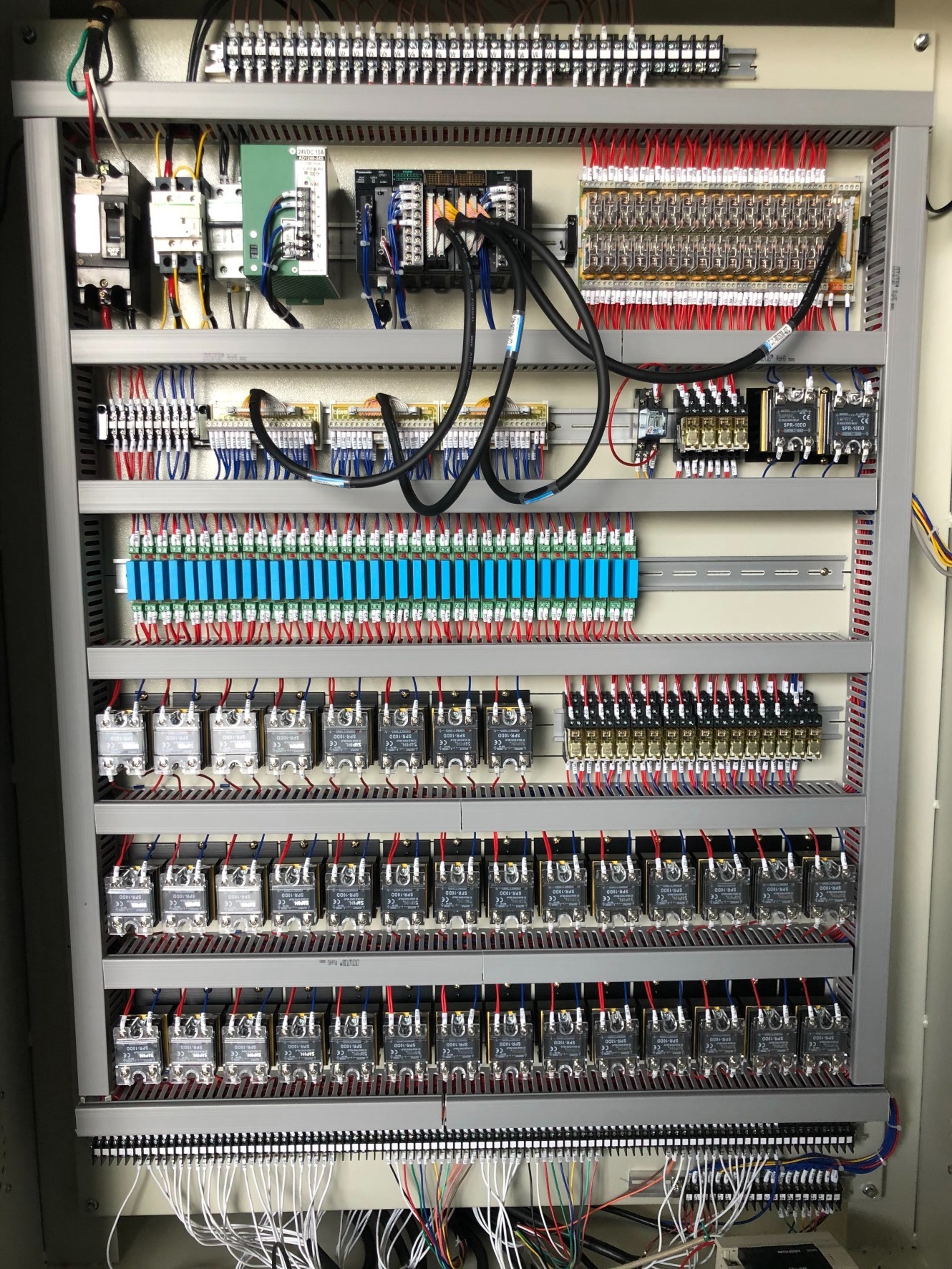 高速沖床高速噴膠控制箱