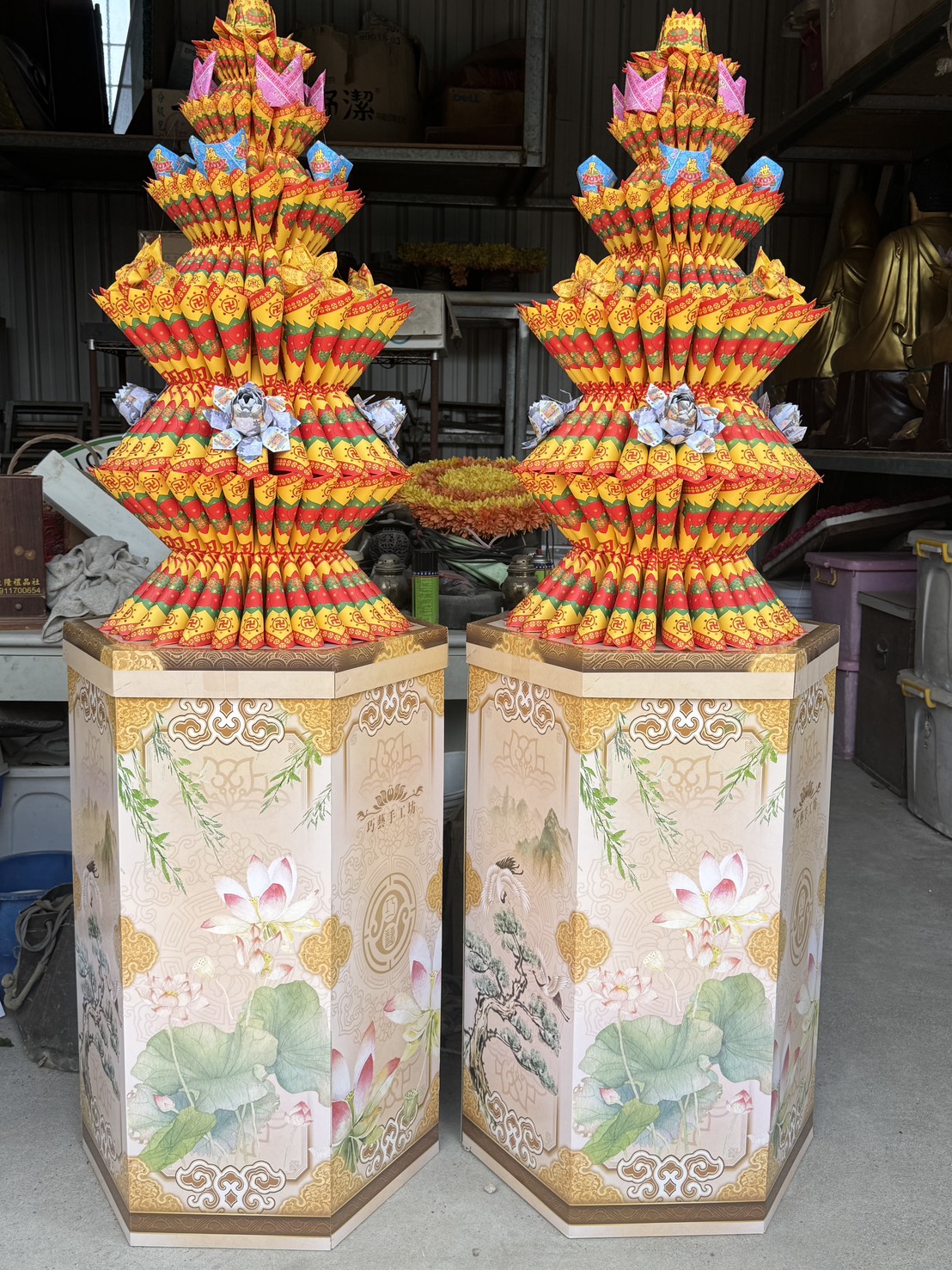 蓮花塔--巨隆禮品社