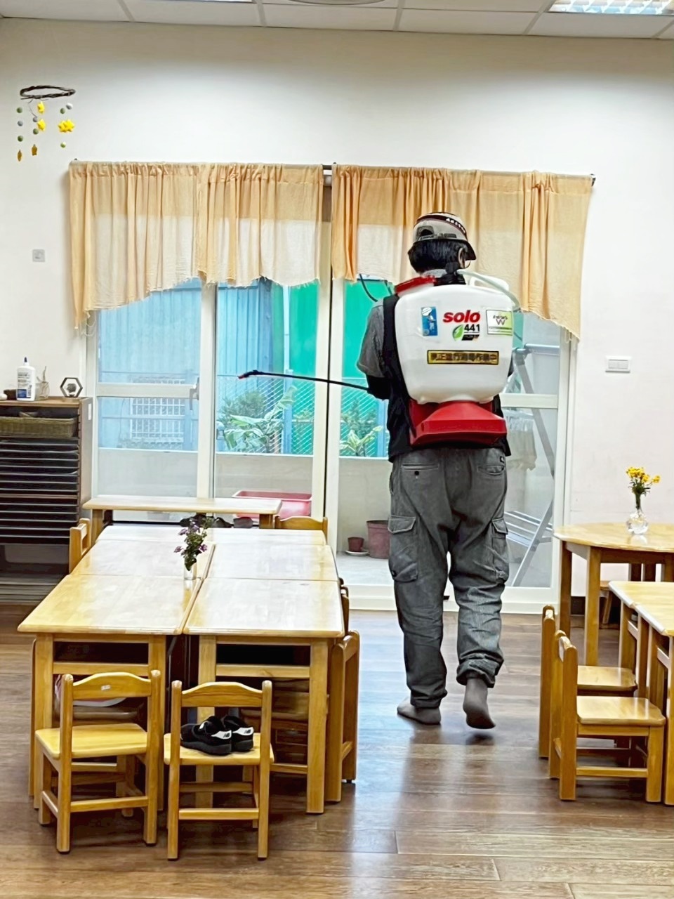 外社幼兒園殺菌消毒作業